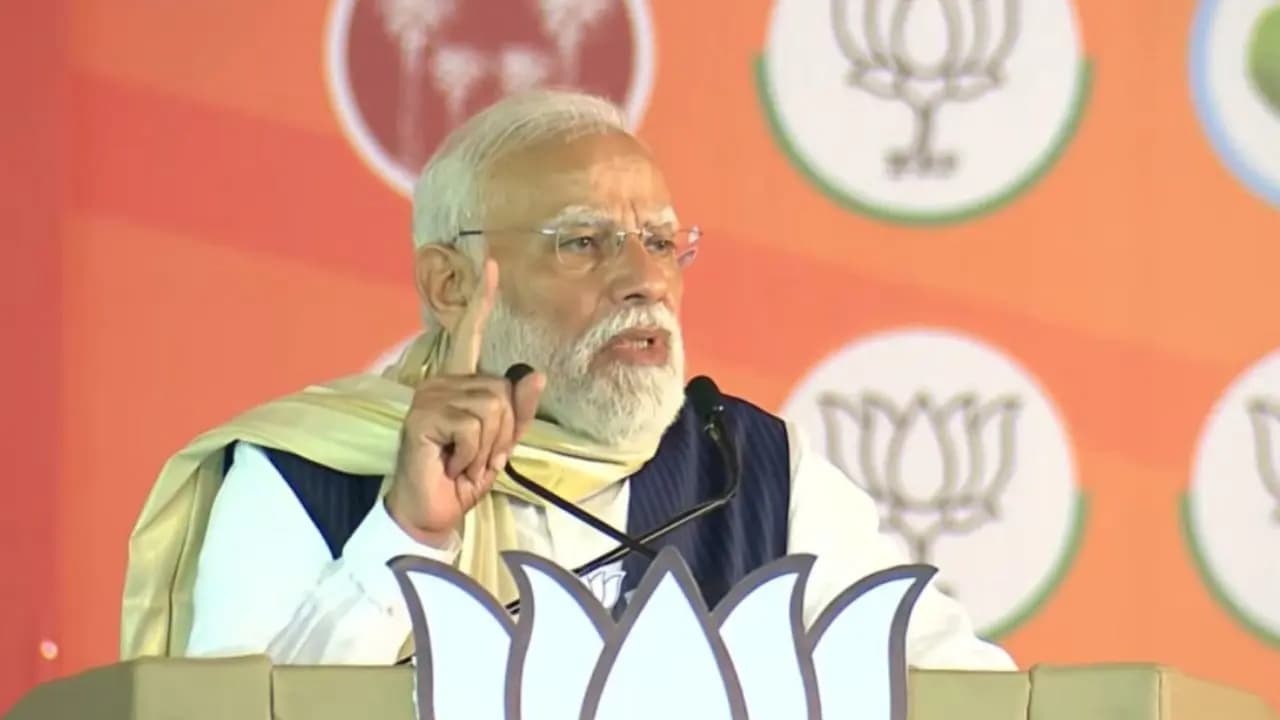 Congress and Left expert at lying says modi