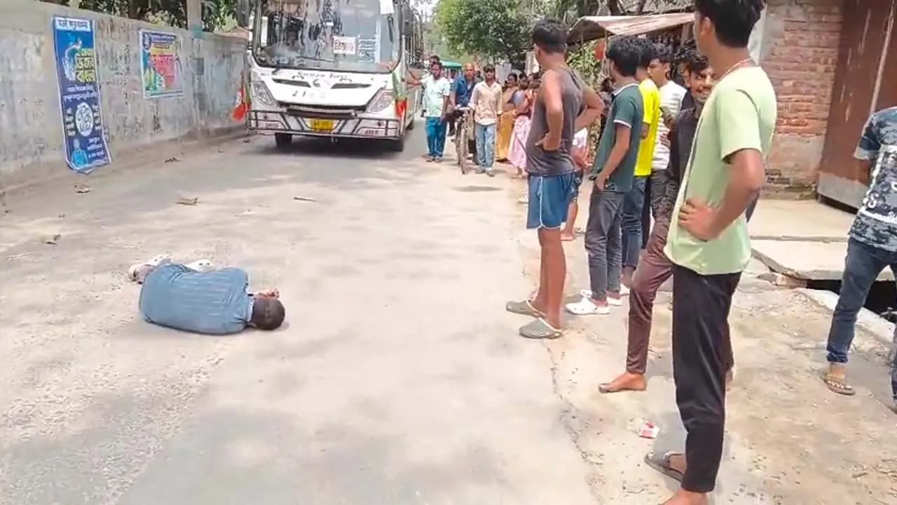 BJP Worker Injured in Clash After Being Blocked in Mathabhanga While En Route to PM Modis Rally