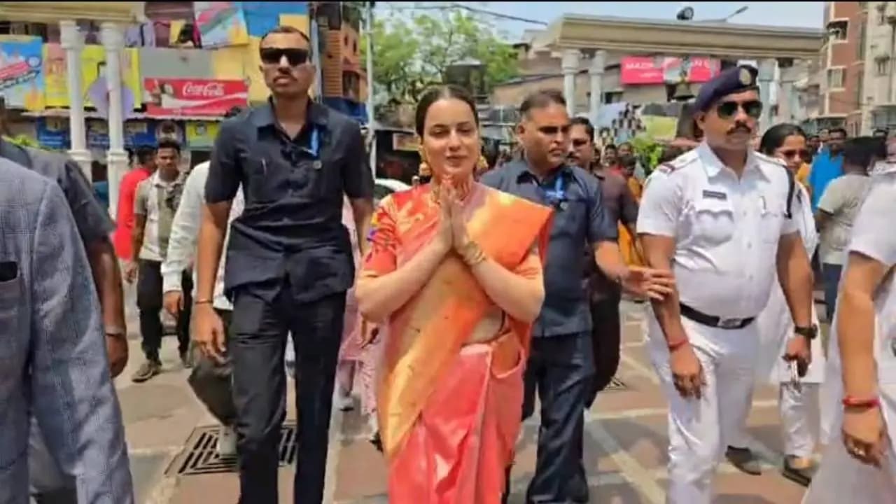 Kangana Ranaut Visits Kalighat Temple in Kolkata Ahead of 2026 West Bengal Assembly Elections