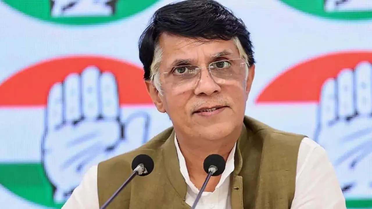 Pawan Khera in trouble over a case filed by the wife of Assams Chief Minister: