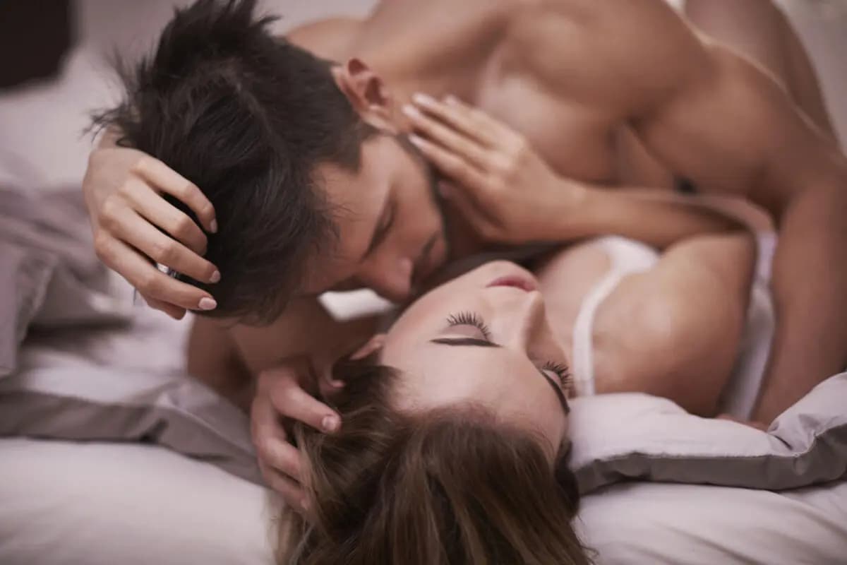 9 Effective Ways to Improve Male Sexual Performance 