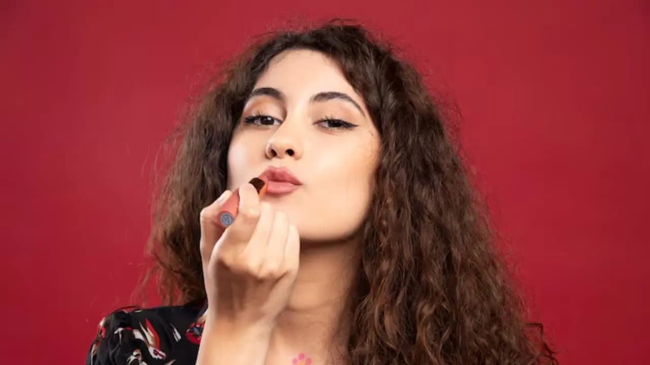 'No lip balm or lip scrub has the magic to get pink lips', Why Indians Can't Have Naturally Pink Lips