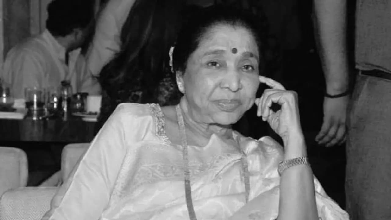 Asha Bhosle Passes Away: Legendary Singer Dies at 92 in Mumbai Hospital