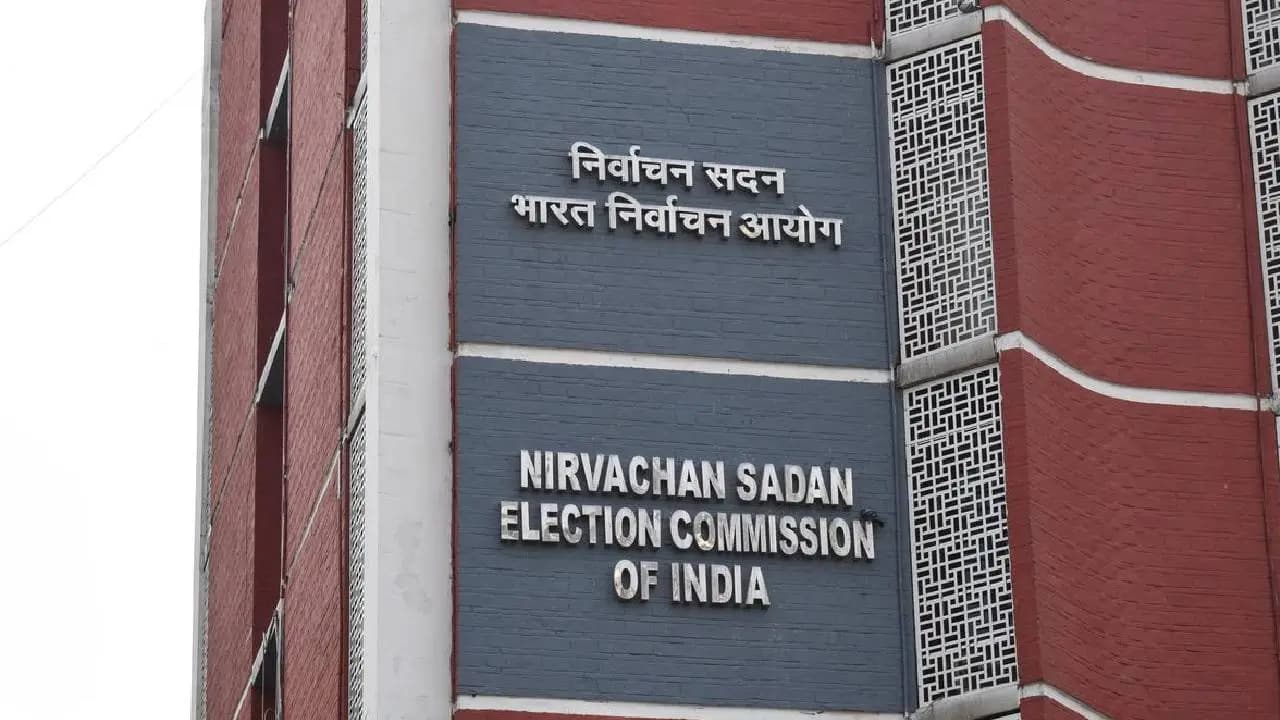 Deputy Election Commissioner Gyanesh Bharti Visits West Bengal to Review Poll Preparedness