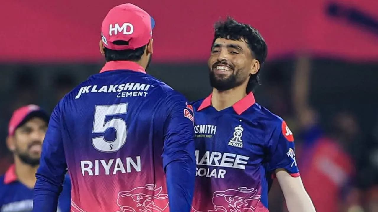 IPL 2026:Rajasthan Royals team manager Romi Bhinder sent a notice by the BCCI Anti Corruption Unit over usage of phone in the team dugout 