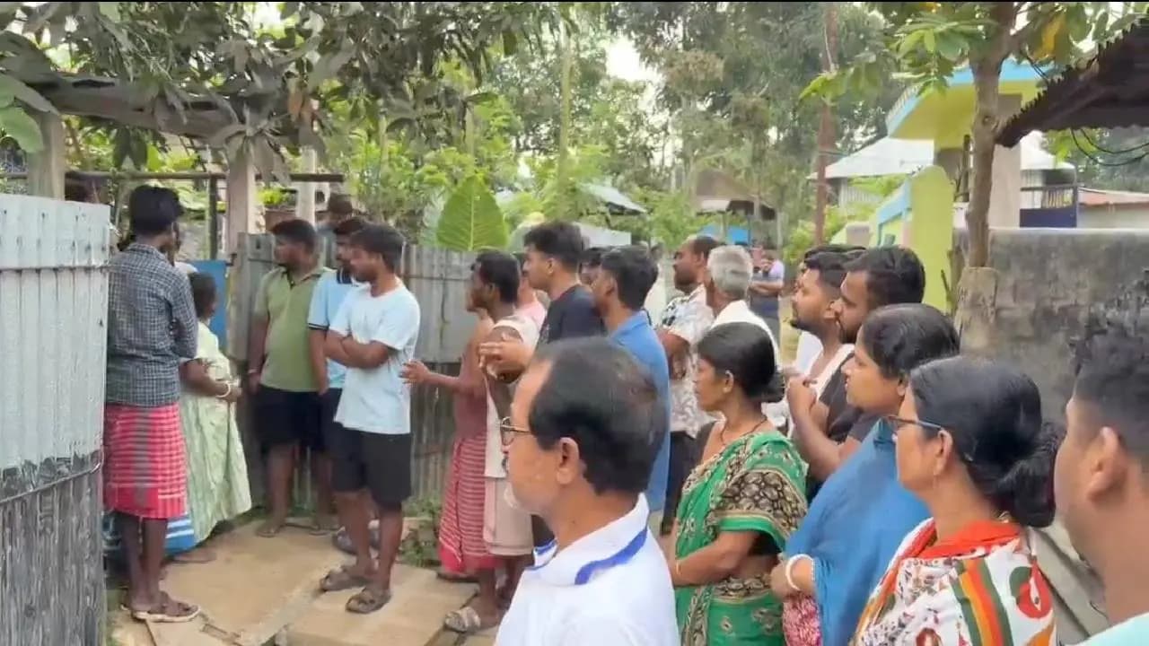 Teacher Killed Wife and Son in Tripura, He Tried to Kill Himself