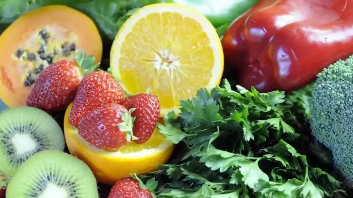 these foods of winter season is great source of vitamin c details inside lif