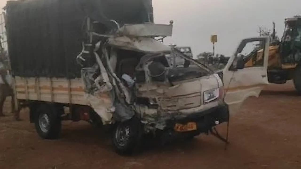 Eight Pilgrims Killed, 12 Injured In Pick-Up Truck-Tanker Collision In Andhra Pradesh 