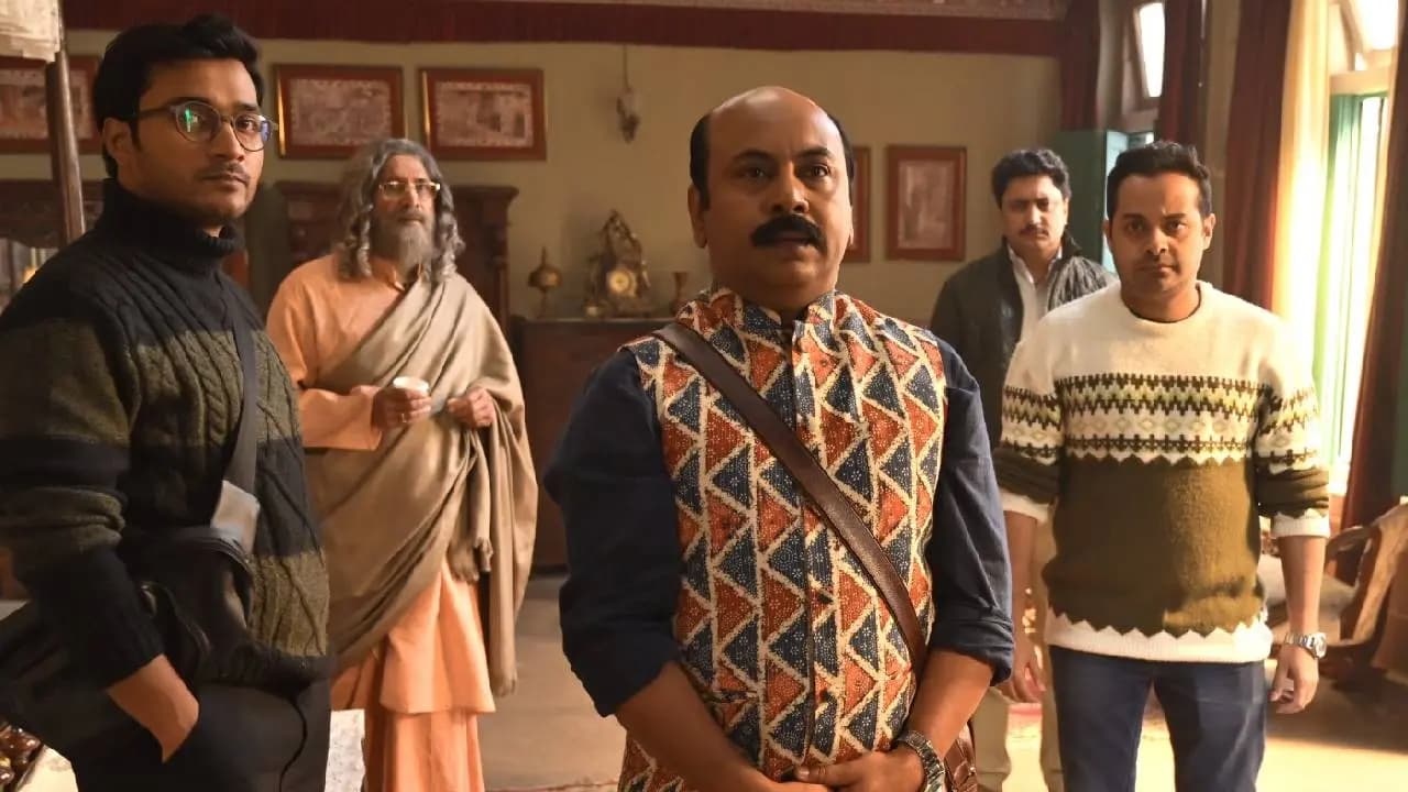 Review of Hoichoi series Ekenbabu Purulia e Pakrao