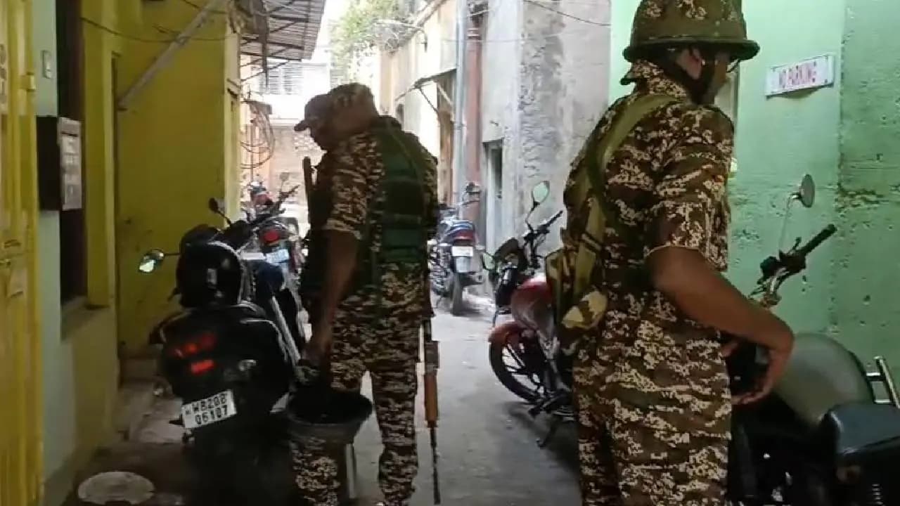 West Bengal Election 2026: Income Tax Raid on Trinamool Candidate Debashishs Residence Amidst Land Dispute 