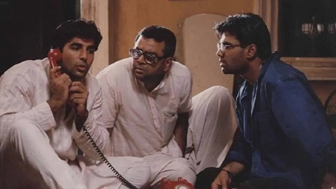 Latest Bollywood News: Akshay Kumar shares Hera Pheri 3 on hold for a year