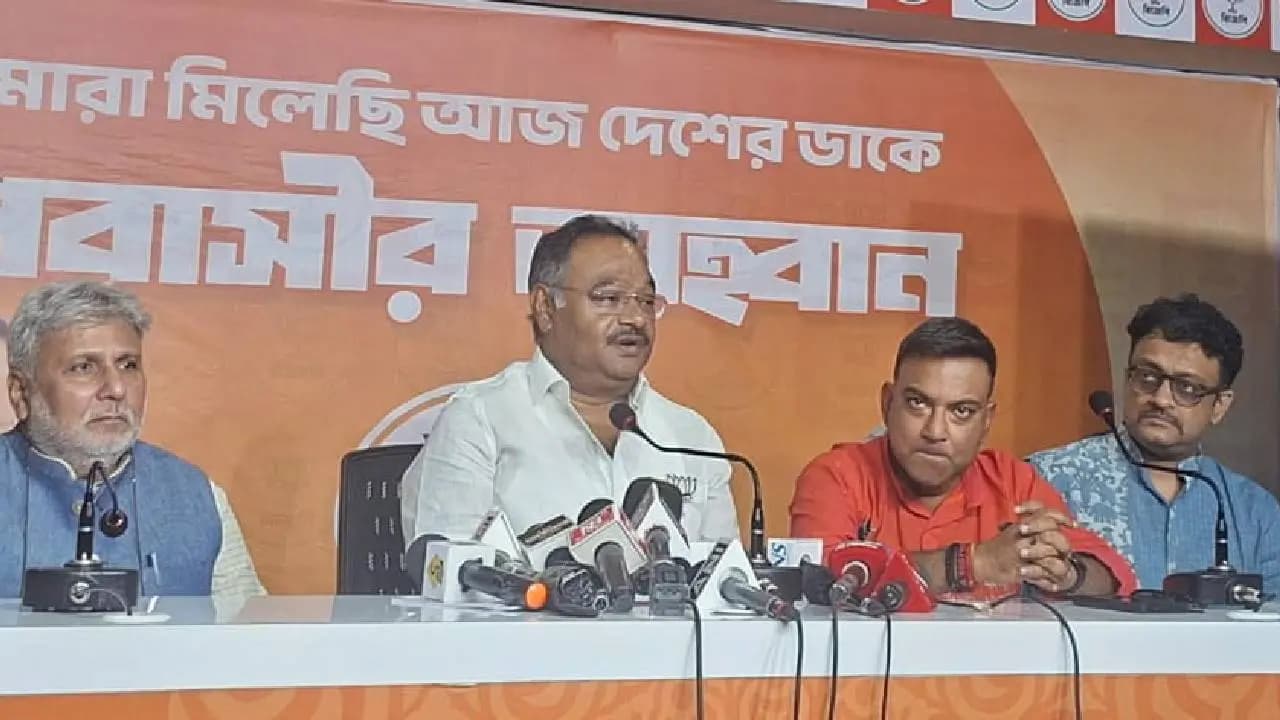 Shamik Bhattacharya slams Opposition in Press Conference with Expatriate Bengalis
