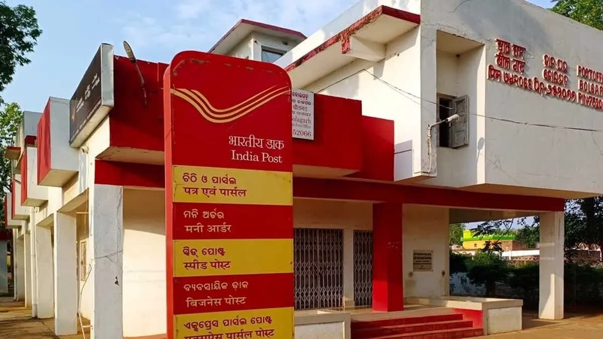Post Office three year Savings Scheme is most popular with all Investors