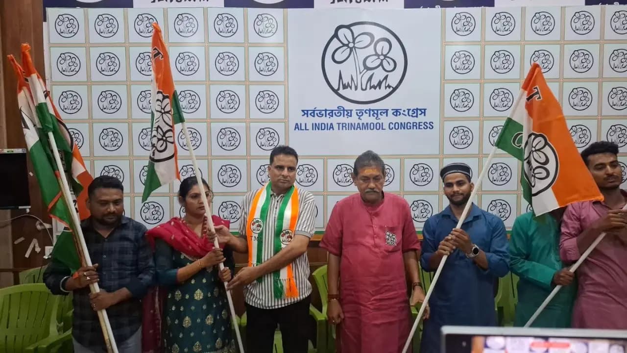 Again Four candidates from Humayun Kabir's party join Trinamool Congress