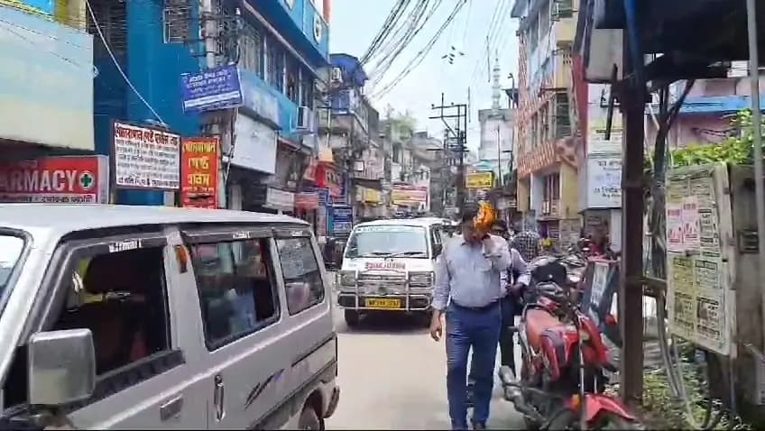 RG Kar Khosbagan in Burdwan known as Doctor Para also joined pen down strike on 14 August