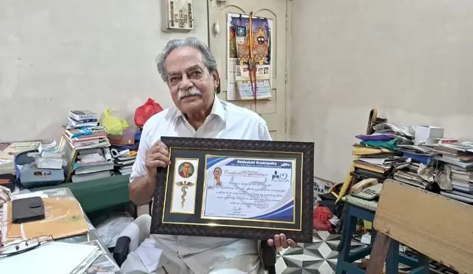 doctors day controversy at baidyabati municipality