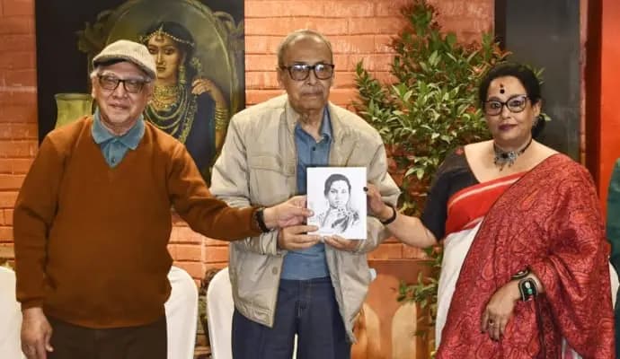 Eti Madhabi penned by Leena Gangopadhyay