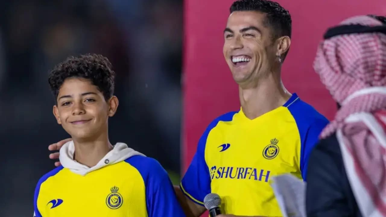Reports suggest that Al Nassr plans to unite Cristiano Roandlo and Junior Ronaldo in first team 