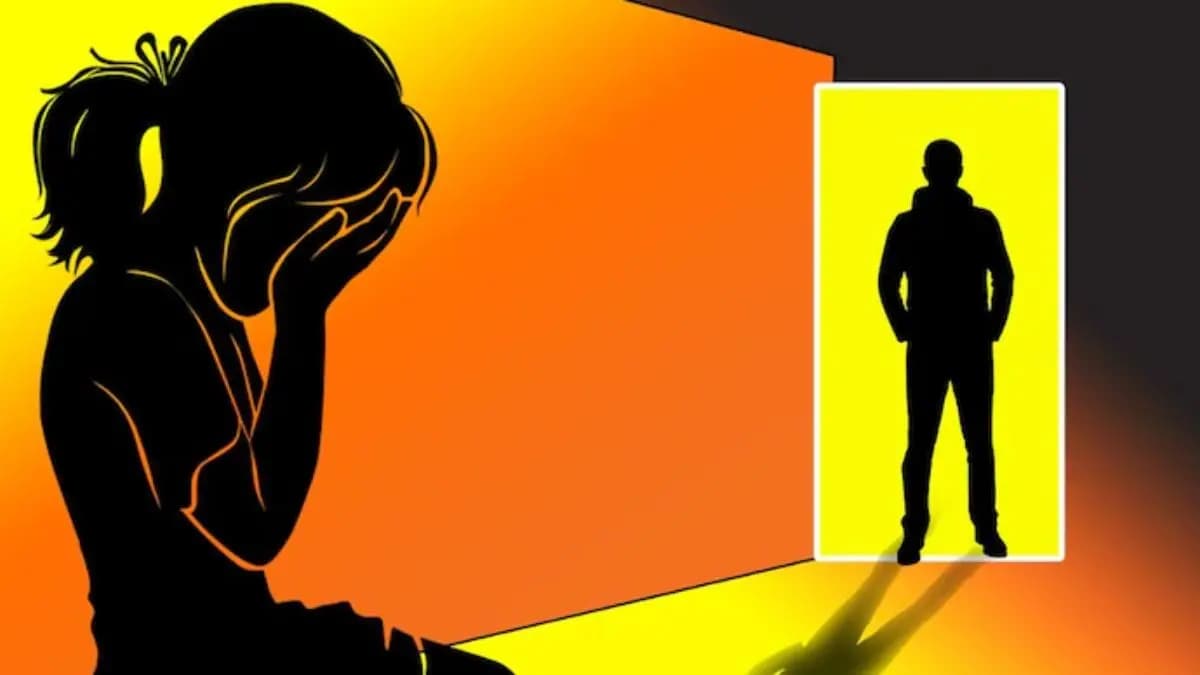 railway employee accused of molesting girl gnr