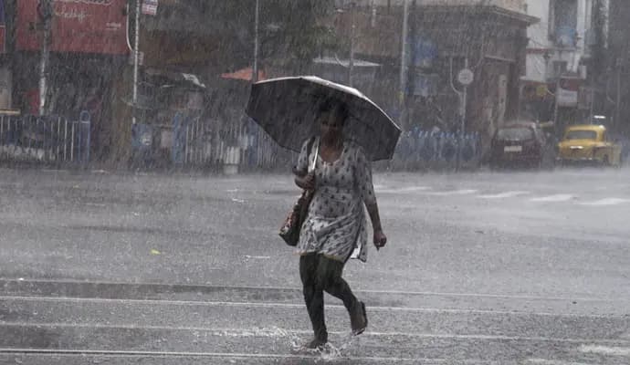 Heavy to moderate rainfall forecast in bengal