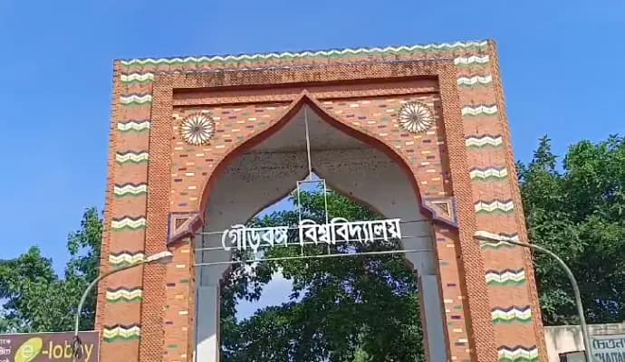 Attempt to murder in university of gour banga