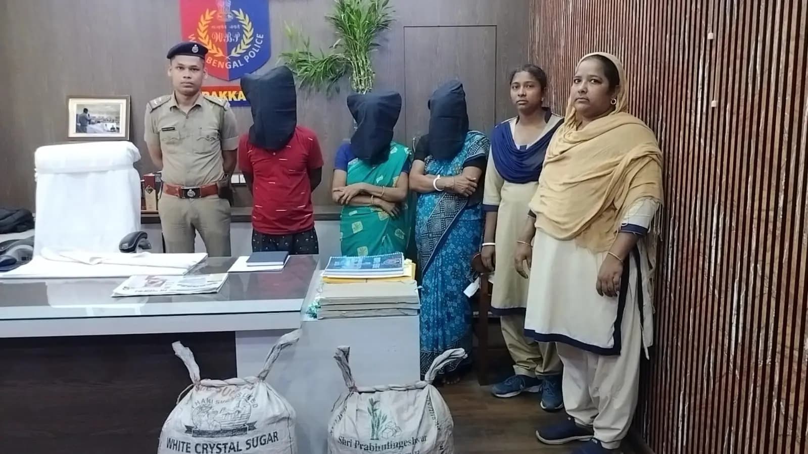 Two arrested while Attempt to smuggle weed from Siliguri to Kolkata