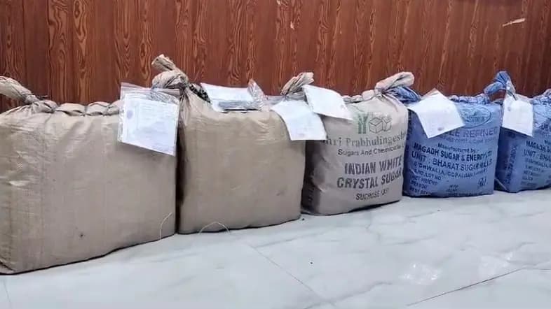 Man arrested in Murshidabad while smuggling cough syrup