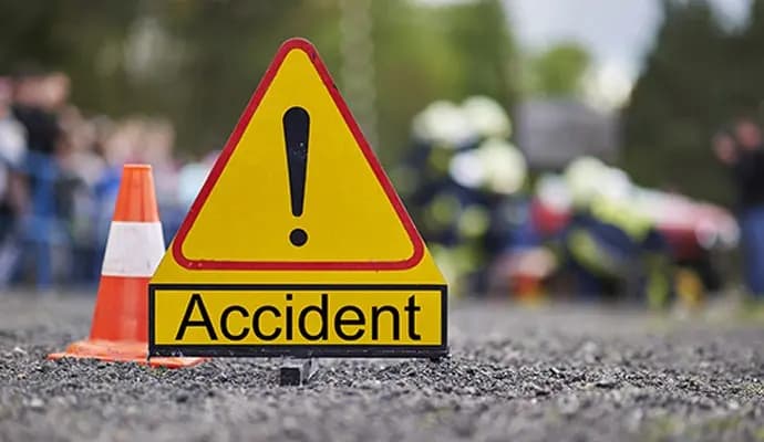 accident at baruipur, two dies