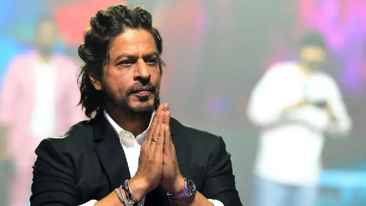 Renu Chopra reveals Shah Rukh Khan decided to bankroll her son’s film Ittefaq without even reading the script ENT