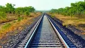 woman died by train accident in hooghly district