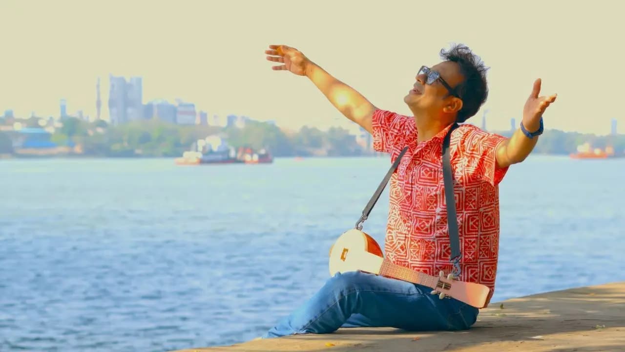 Dev Chowdhury's 'Khepir Gaan': A song about the endless journey of the eternal feminine