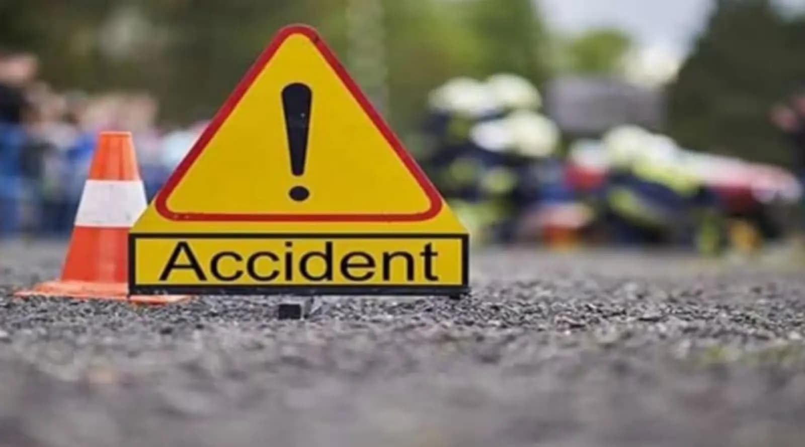 6 killed as car collides with government bus in Tamil Nadu