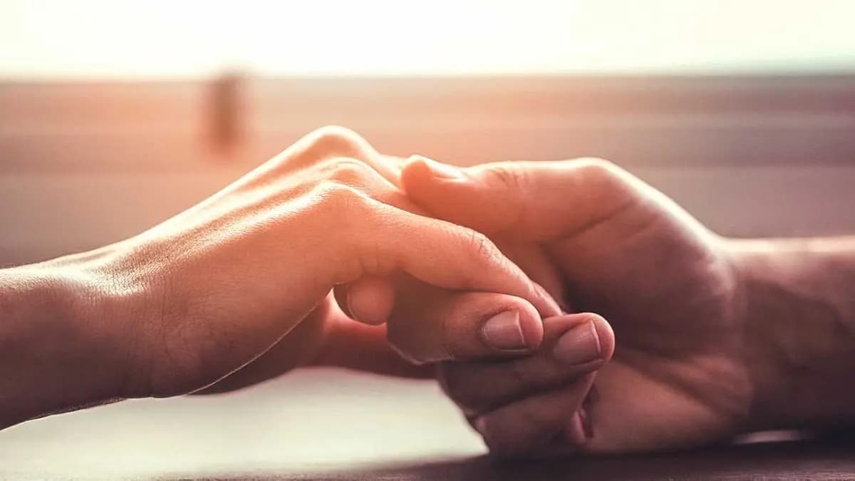 Dark Chocolate can help you rejuvenate Physical Intimacy and Relationship Status