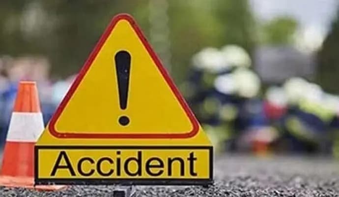 Bike accident at Katwa, three dies