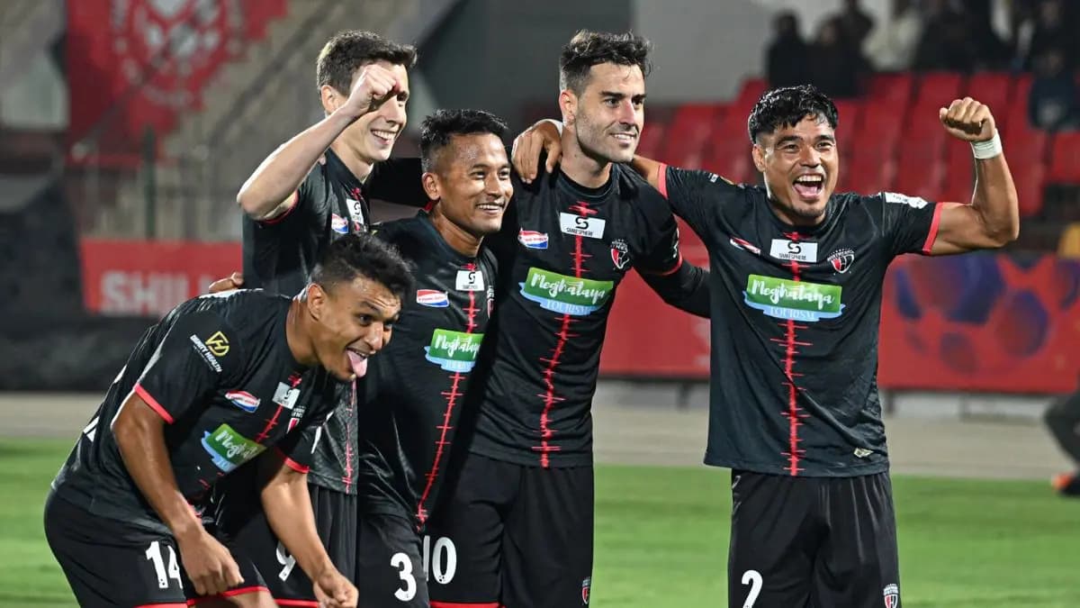 North East united drubbed East Bengal in ISL spt 