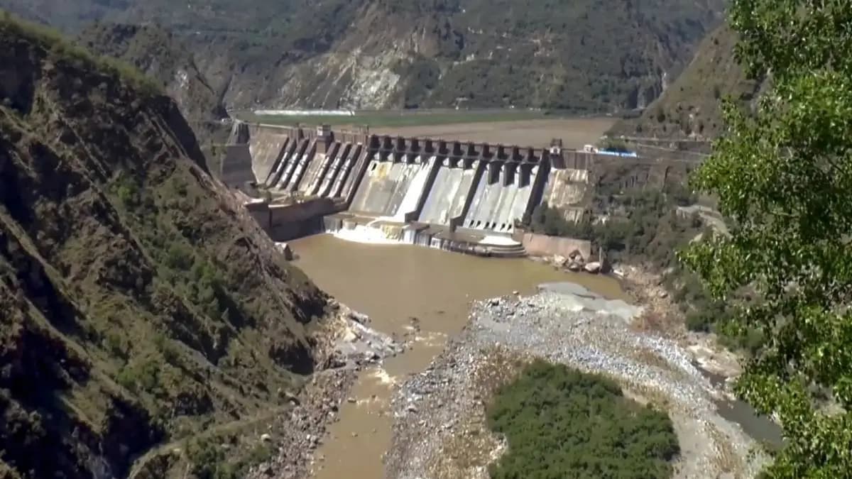 Pakistans earnest appeal to India to reconsider the decision to suspend the Indus Water Agreement