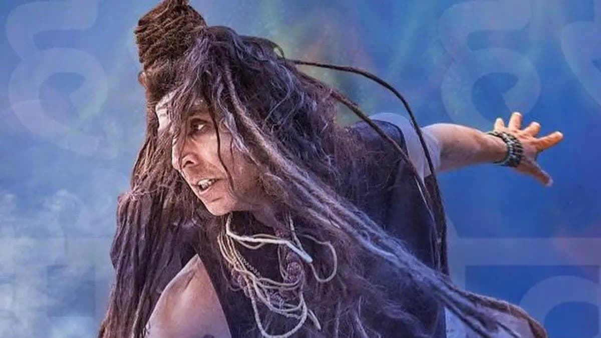 Akshay Kumar trolled for using teleprompter in Lord Shiva scene from Kannappa