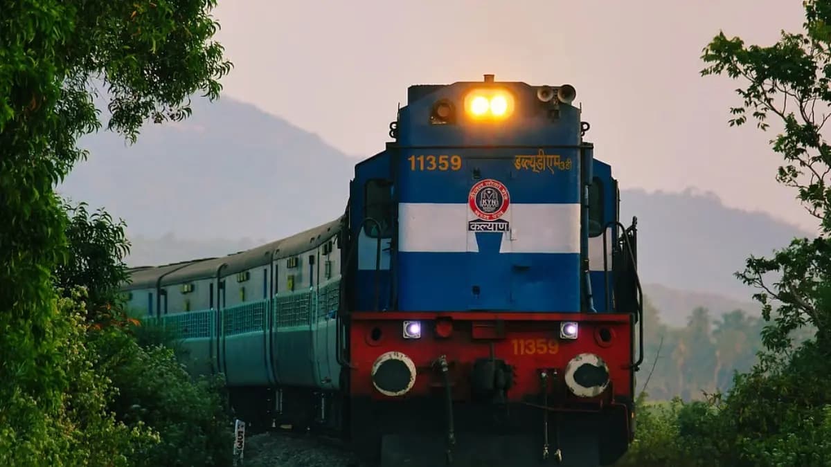 How to book an entire coach or the whole train via IRCTC app