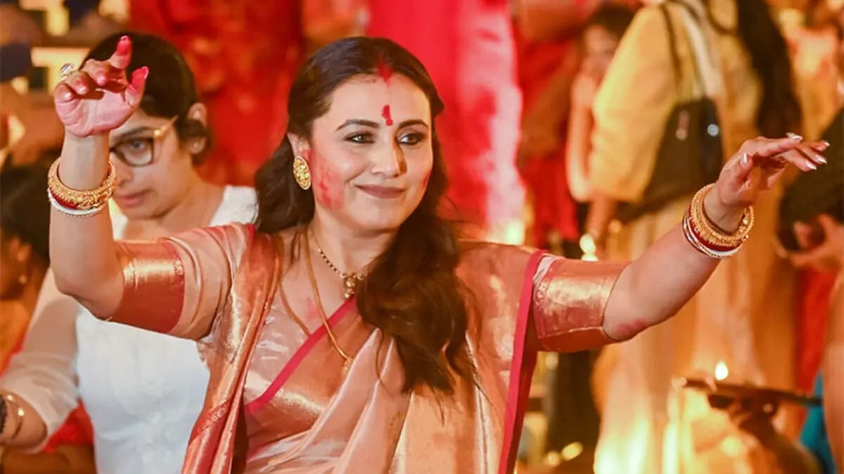 Bollywood actress Rani Mukherji reportedly in advanced discussions for her next film directed by Shonali Bose