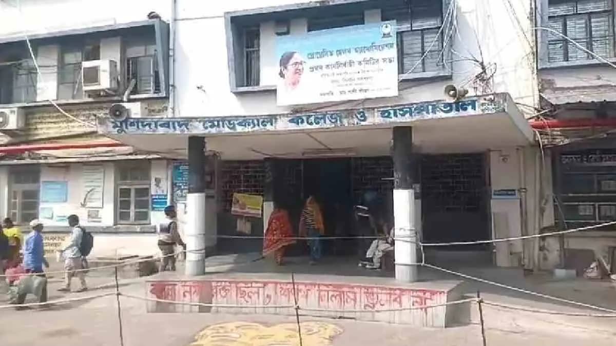 Patient attack physician inside operation theatre
