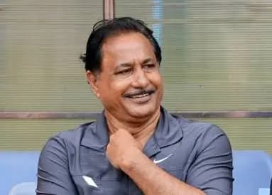 Former dempo coach armando Colaco received Dronacharya lifetime award spt 