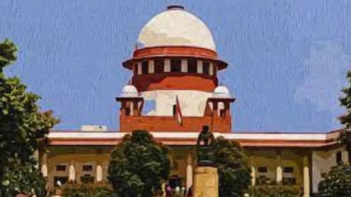 Supreme Courts strict observation on the summons issued to lawyers