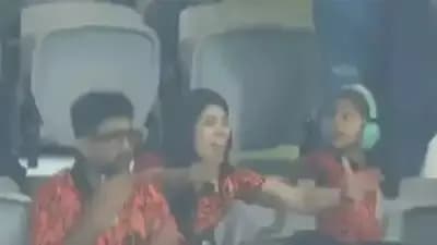 Kavya Maran animated reaction after catch drop goes viral