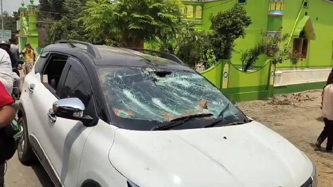 Phase 1 Assembly Polls In West Bengal: Attack On Humayun Kabir Convoy 