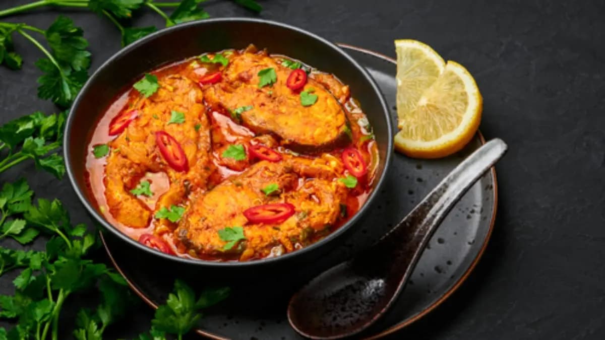 this easy homemade recipe can fill you like macher jhol without fish is really delicious lif