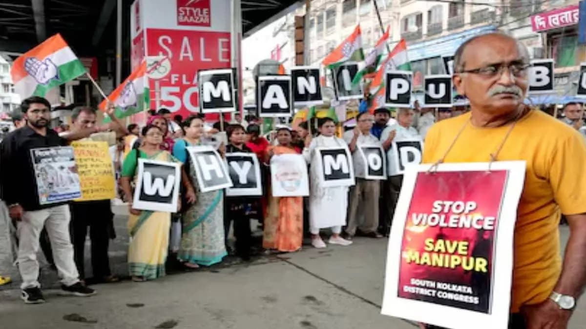 Modi visits manipur and faces backlash