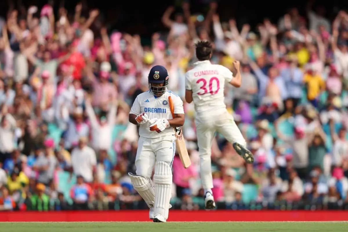 Sunil Gavaskar slams double standards after 15 wicket day at Sydney spt 