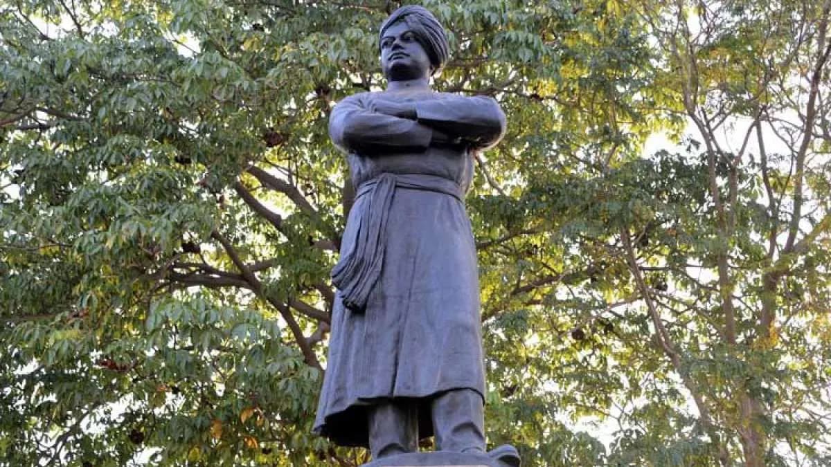 swami vivekananda statue will build up at east delhi