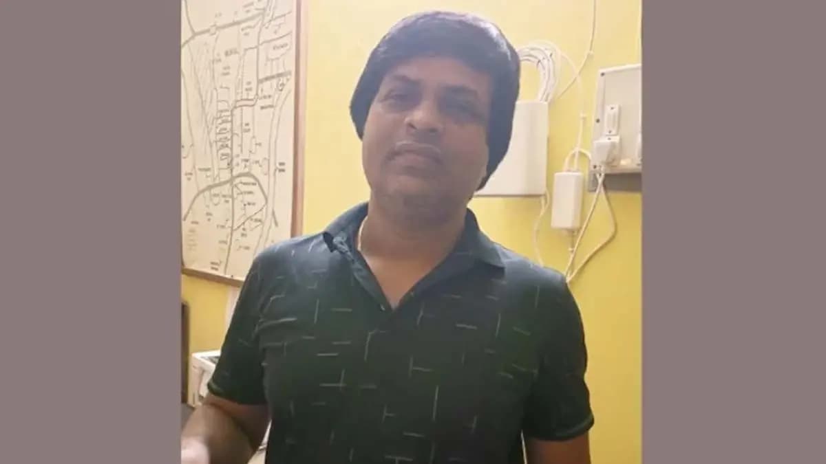 fake doctor Pulak Malakar caught in Assam during surgery