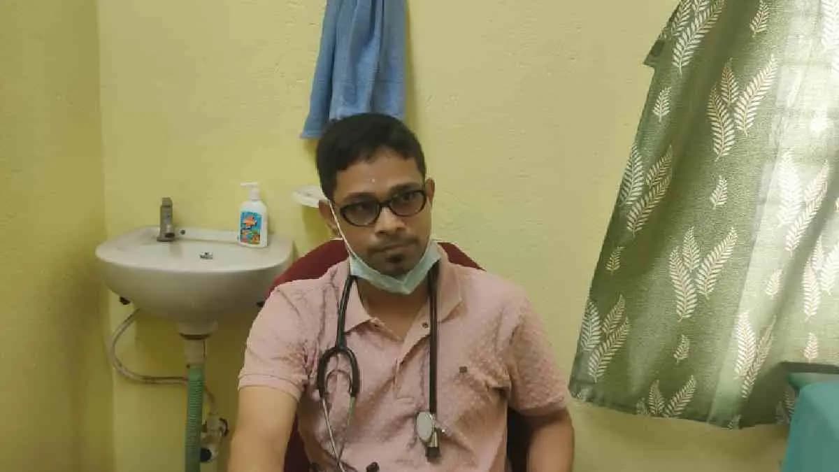 Fake doctor arrested by Howrah Police